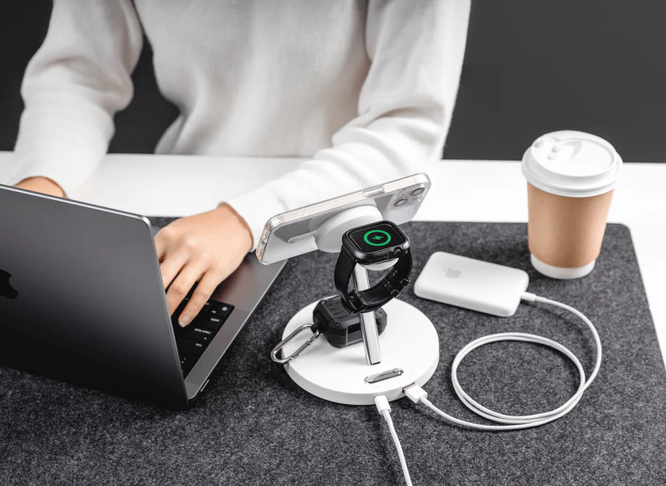 Magpower 4 in 1 Magnetic Charging Stand One Charger 4 Devices
